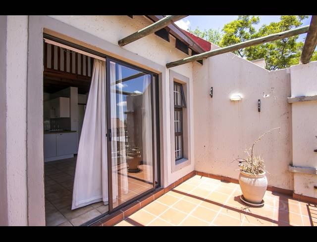 1 BEDROOM DUPLEX TO LET IN ALLEN'S NEK